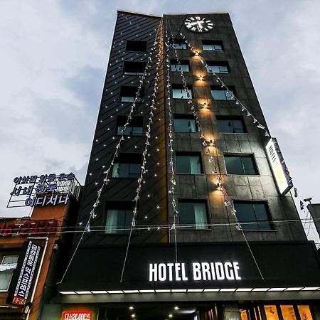 Hotel Bridge Pusan Exteriér fotografie